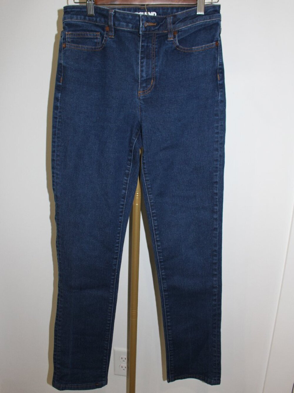 Women's Lands' End Straight Leg Jean Size 6 Tall